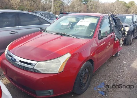 2011 Ford Focus S z USA, uszkodzony, nr VIN 1FAHP3EN7BW105810
